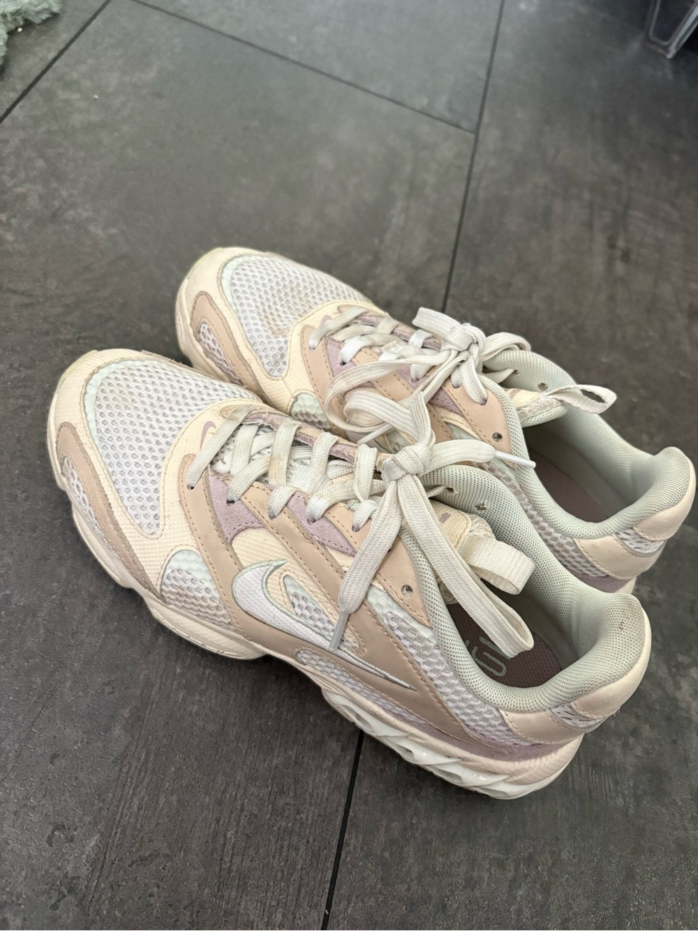 Nike Women's ZOOM AIR FIRE